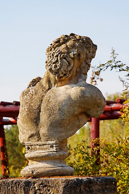 Chateau du Champ de Bataille-120